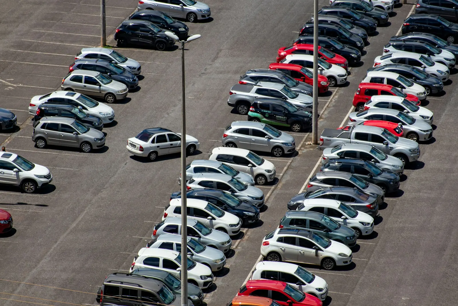 Pátio de veículos da RM Motors